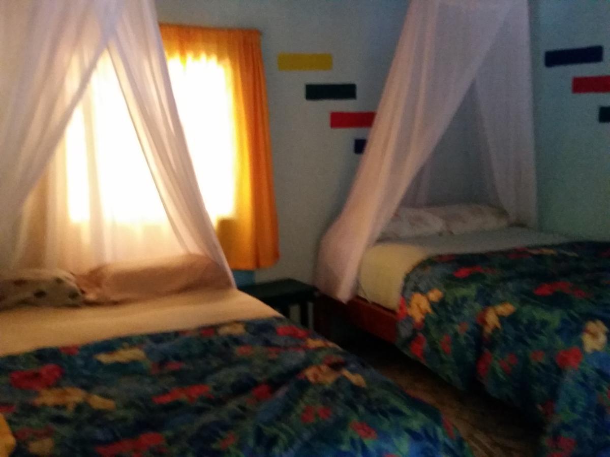 Rancho Tranquilo Vandrarhem Tulum Exteriör bild